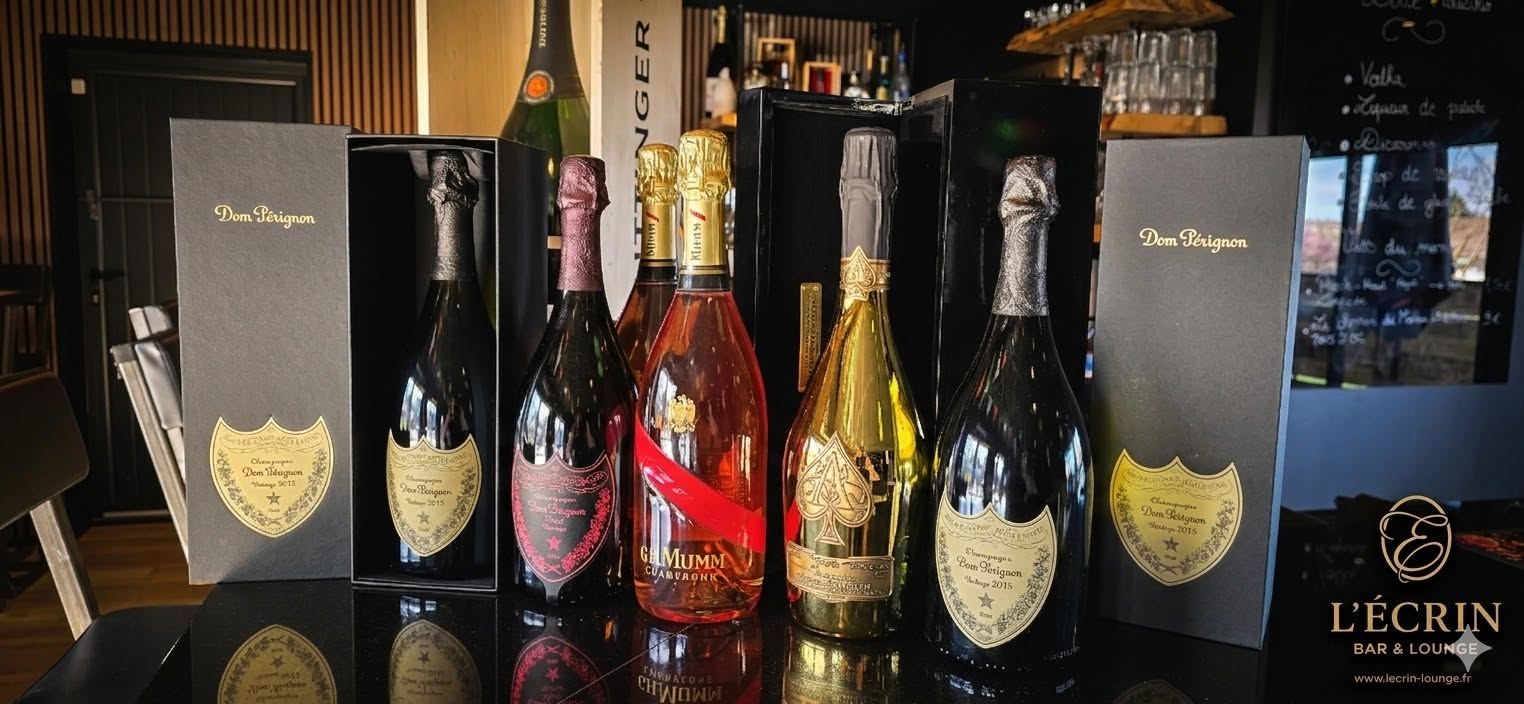 La sélection de champagnes de L'Écrin : Dom Pérignon, Mumm rosé, Armand de Brignac et Bollinger